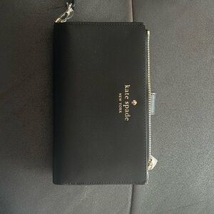 Kate spade wallet. Brand new.